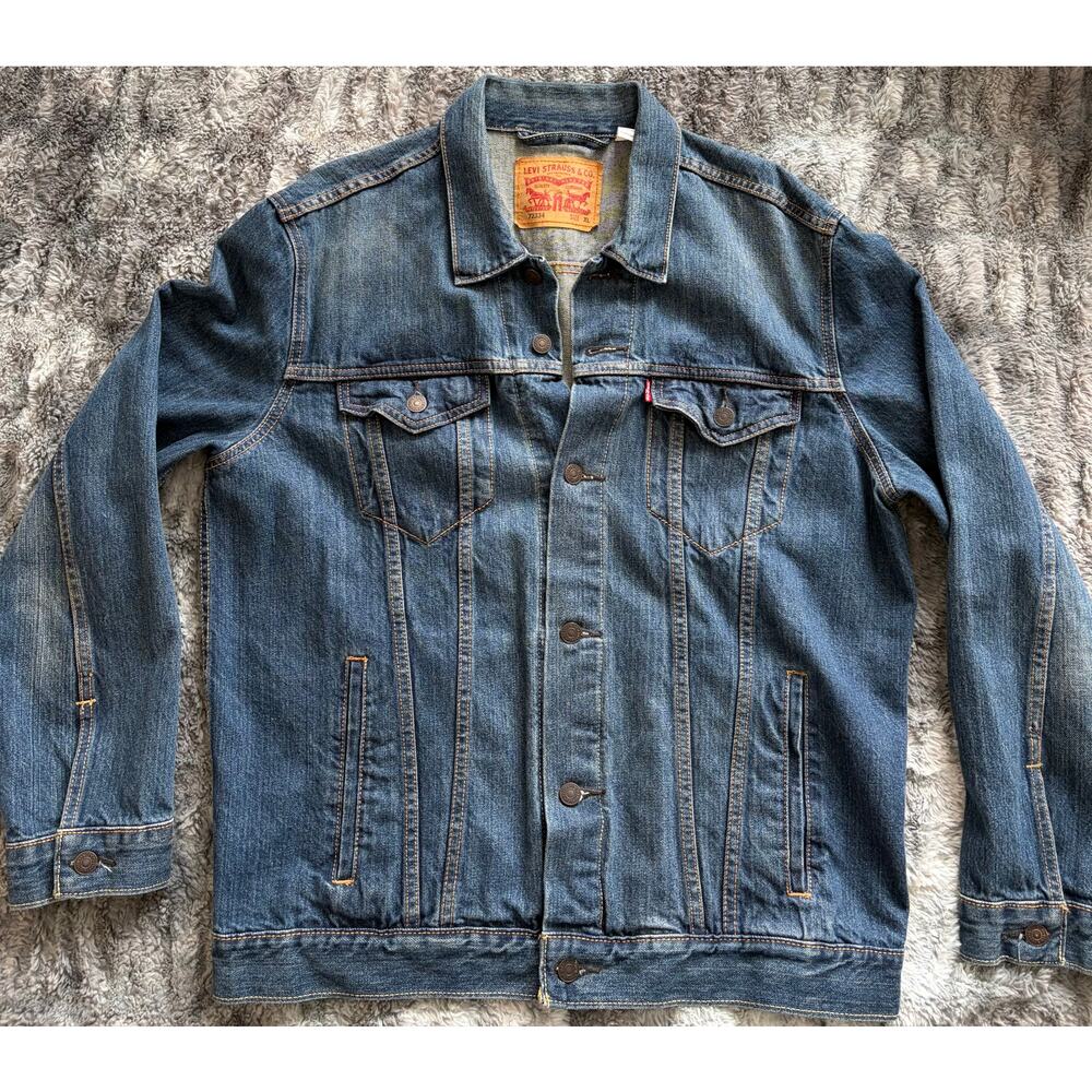 Levi's Denim Jacket Men's XL Blue Trucker Jean Coat Classic Medium Dark Wash